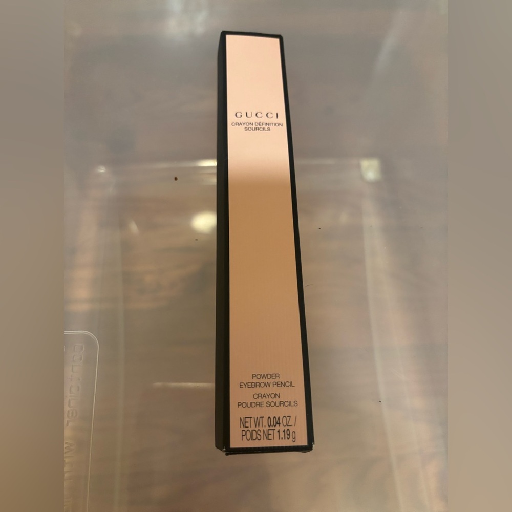New Gucci Powder Eyebrow Pencil, Never Used Noir 06